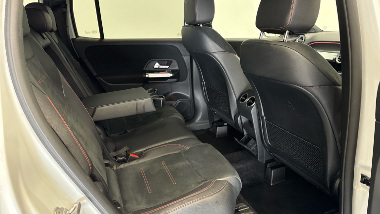 Mercedes-Benz GLB 200 AMG Line Premium 5dr 7G-Tronic Petrol Estate